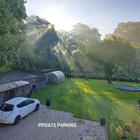 Lejlighed In Private House